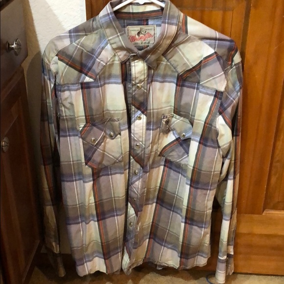 Wrangler pearl snap - Picture 1 of 3